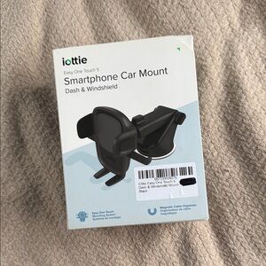 iottie Smartphone Car Mount for Dash and Windshield
